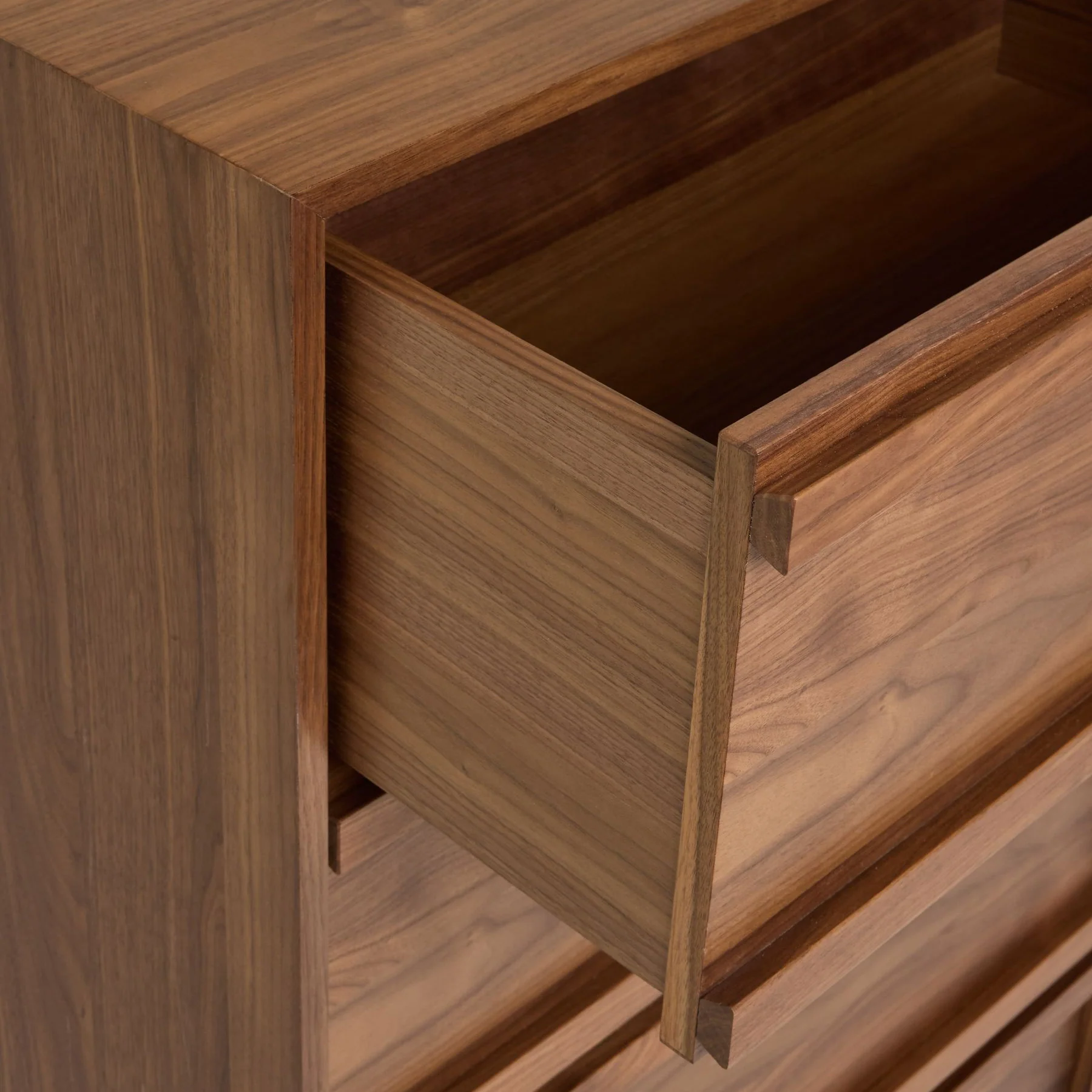 Nordwyn Chest of Drawers  - Solid Walnut/Teak/Oak Wood (Tall) - Image 5
