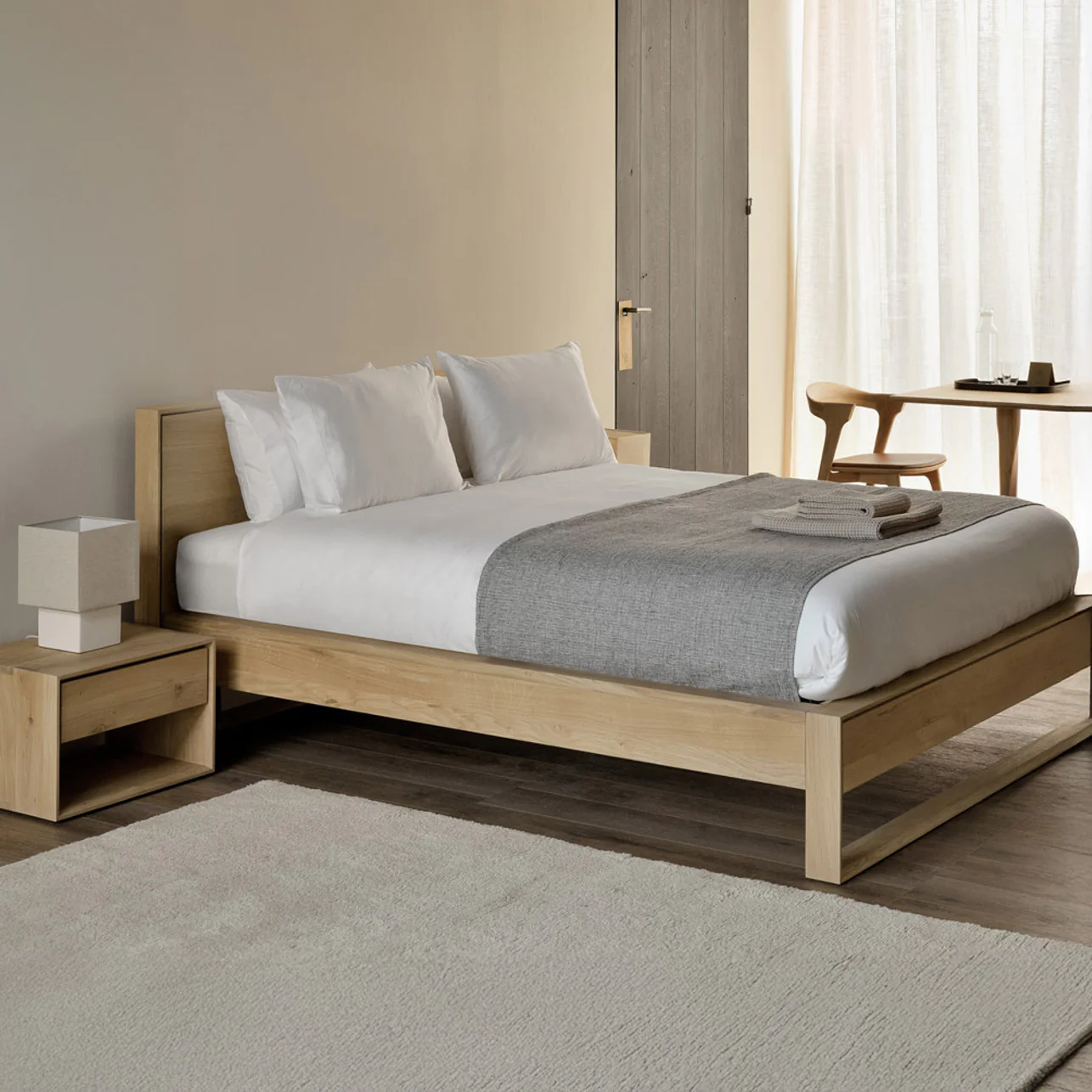 Sael Bed - Solid Walnut/Teak/Oak Wood (King) - Image 5
